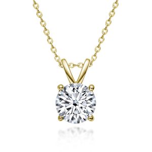 3 claw moissanite necklace